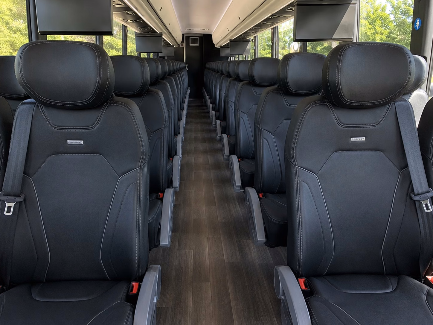 bus type affects charter bus prices in oxnard california