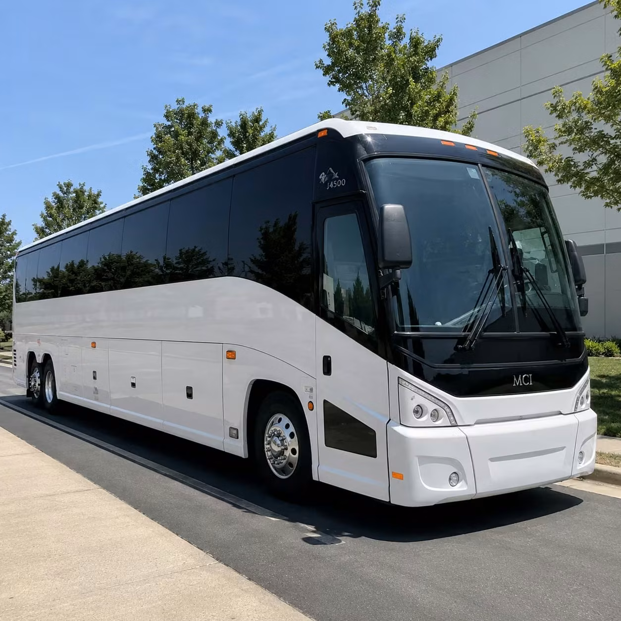 concert shuttle buses to the oxnard performing arts convention center