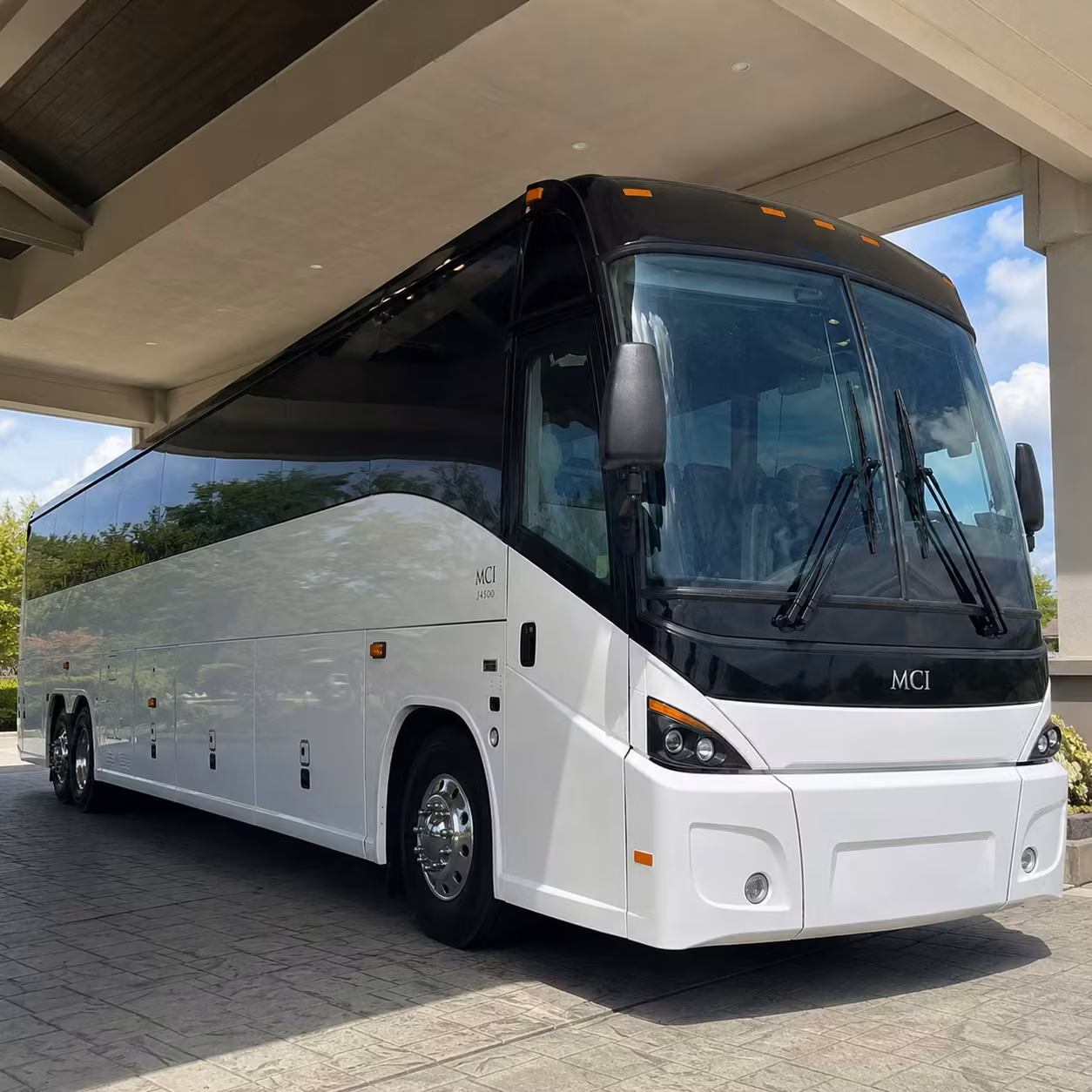 oxnard charter bus rental exterior