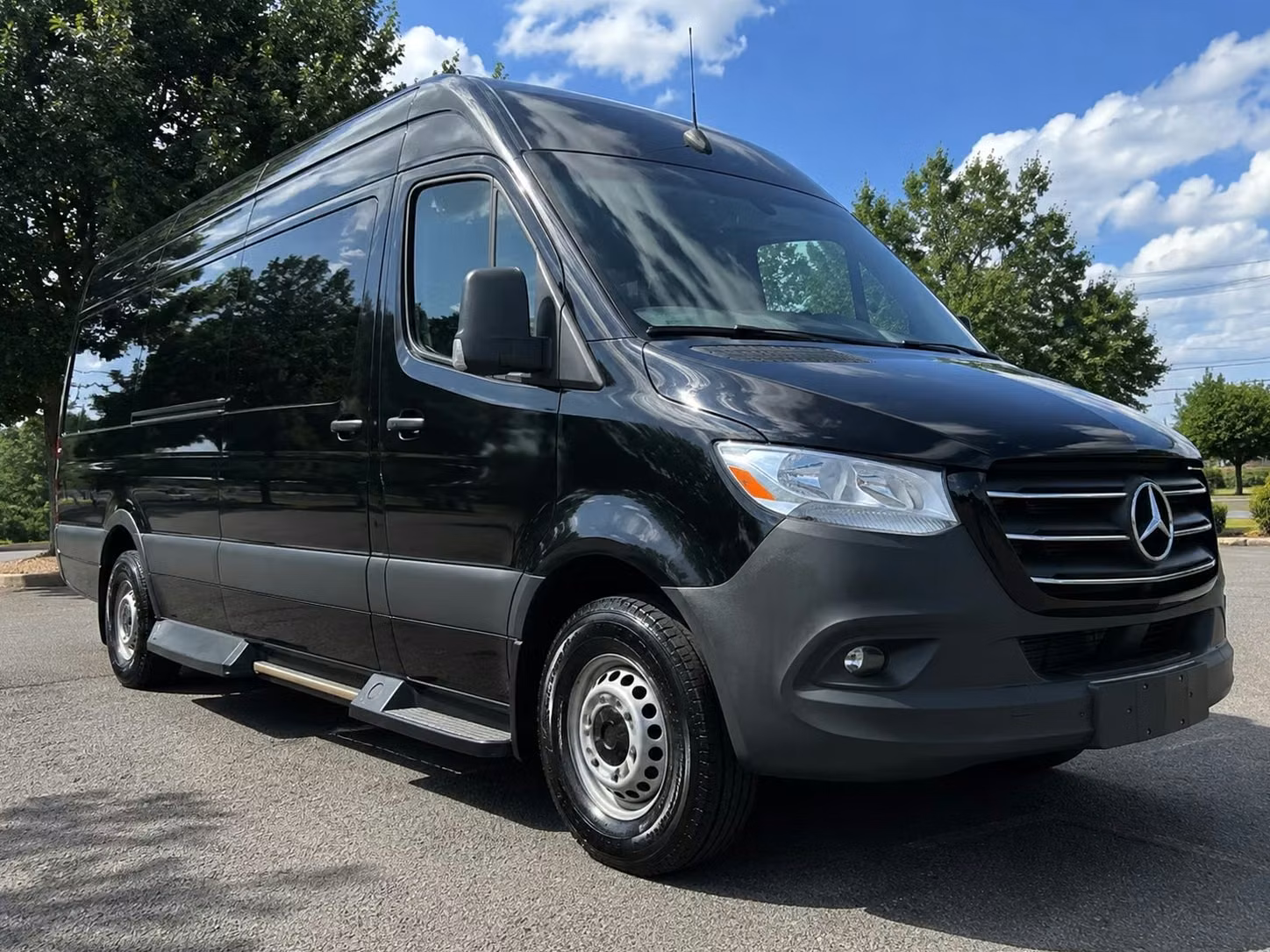 oxnard sprinter limo rental