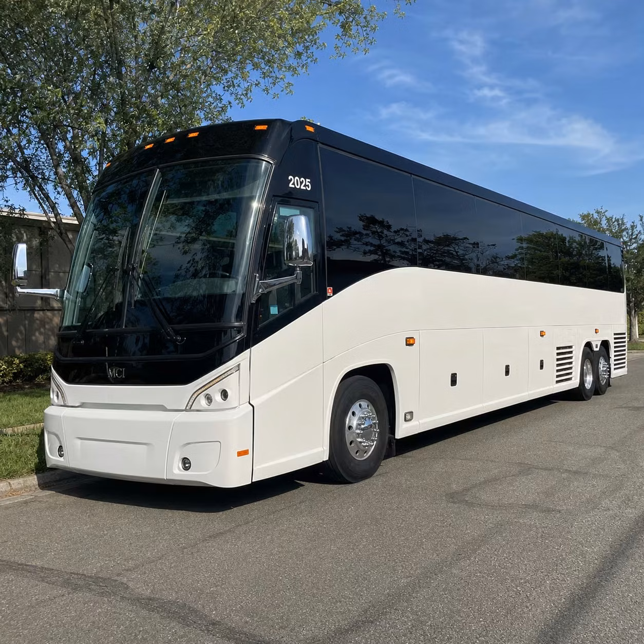 you can find and book long distance transportation in oxnard and any nearby city